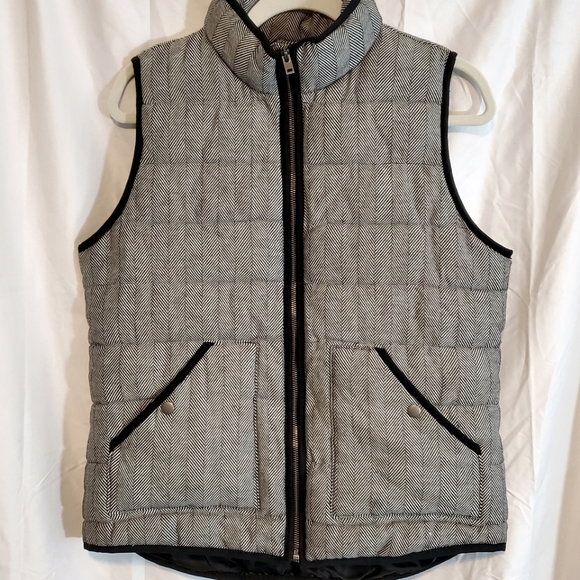 a new day Jackets & Blazers - NWOT Herringbone Vest Size Large